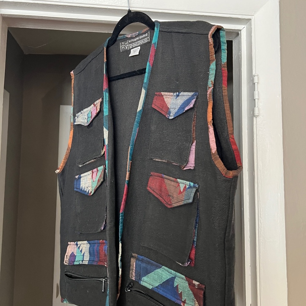 Colorful Patterned Vest - Picture 2 of 4